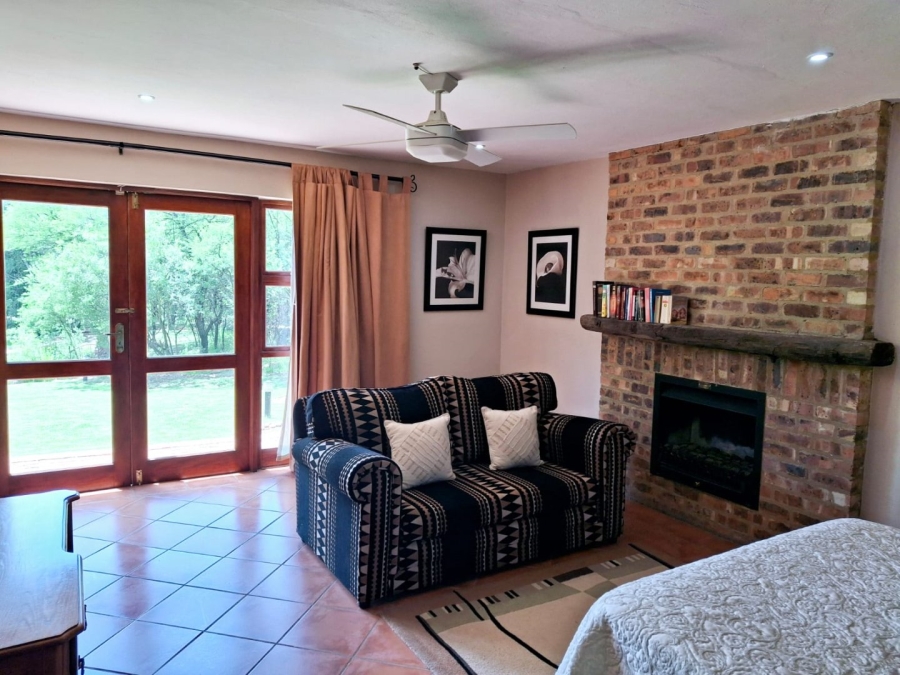 4 Bedroom Property for Sale in Boschenvaal River Front Lodges Free State
